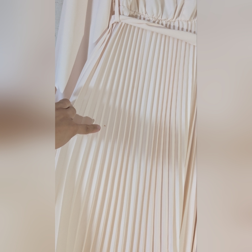 SHEIN Cream Long Sleeve Maxi Dress - Picture 8 of 12